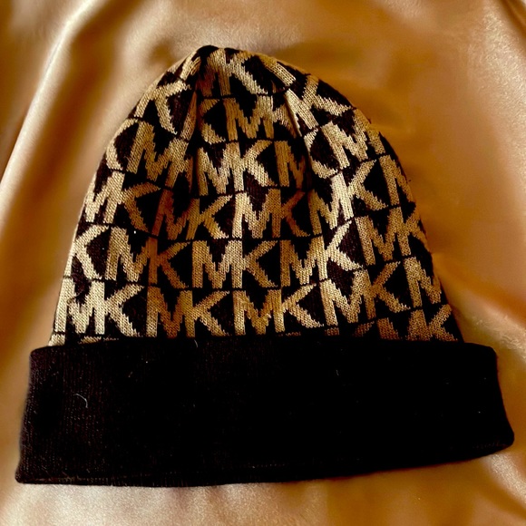 Michael Kors Accessories - Michael Kors Beanie Hat Signature Logo Print